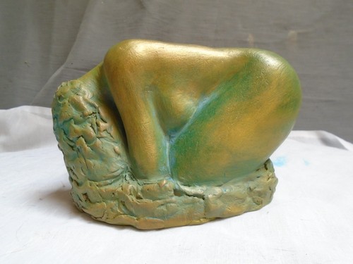 Sculpture femme intitulée - femme,