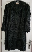 Manteau vintage en astrakan en