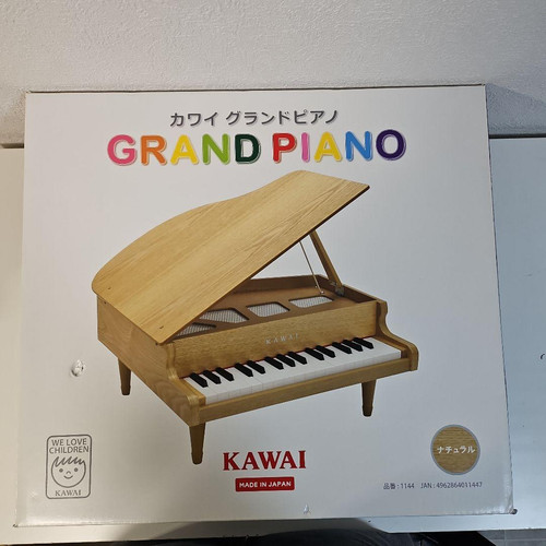 Kawai mini grand piano 1144 - piano,
