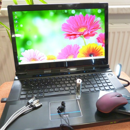 Xmg clevo x7200 - clevo, workstation