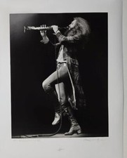 IAN ANDERSON 1973 JETHRO TULL  BARRIE WENTZELL SILVER GELATIN PHOTO 43/50 SIGNED