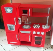 cuisine en bois rouge marque