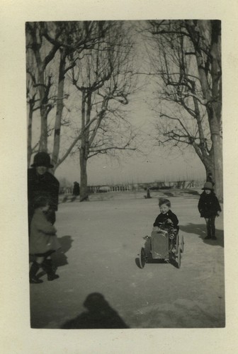 Old photo vintage snapshot - vintage,