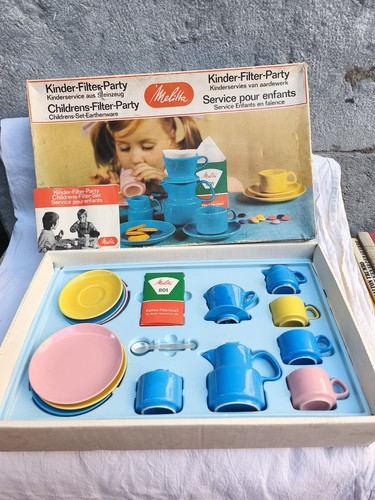 Ancienne dinette enfant - dinette,