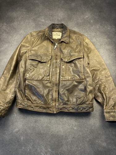 Chevignon legend label - 57,