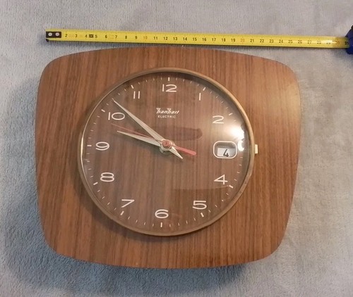 Ancienne horloge murale - horloge,