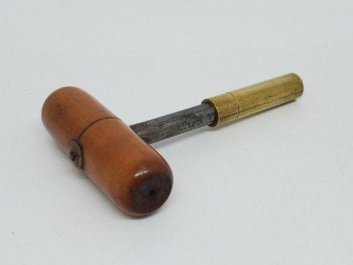 Ancien outil petite vrille