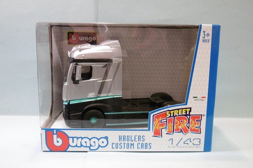 Bburago camion mercedes - -,