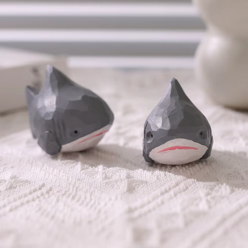 Figurine requin bois sculptée - bois,