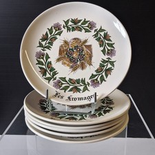 6 assiettes en faïence à