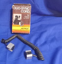 Duo-sync Cord for Canon dedicated off camera flash  Altrex brand Used w/manual