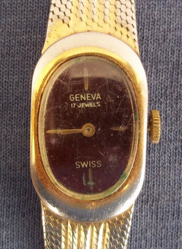 Vintage geneva gold tone - vintage,