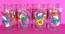 - LES SCHTROUMPFS. VERRE