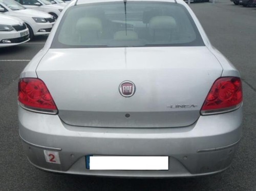 Malle hayon arriere fiat linea - malle/hayon,