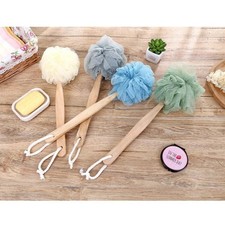 Brosse corporelle en bois à