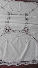 Superbe nappe BRODéE avec