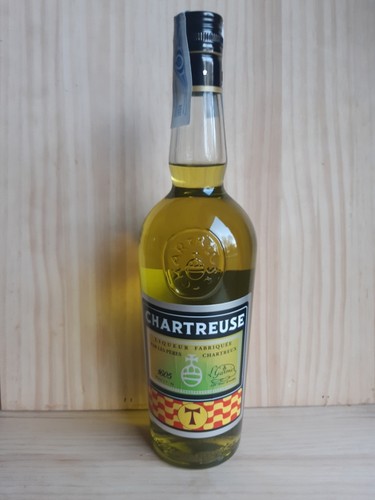 Bouteille chartreuse tau - bouteille,