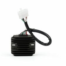 Régulateur de tension pour