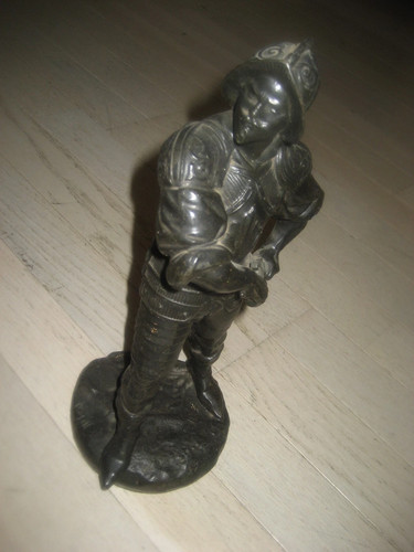Statuette bronze patinée - statuette,