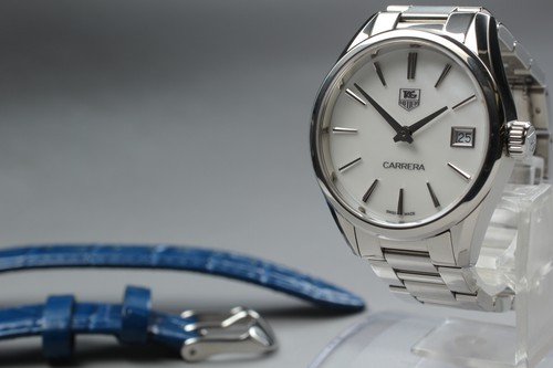 Neuf montre quartz pour - à,