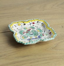 Joli petit plat ou vide poche