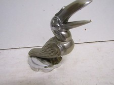 mascotte automobile sujet