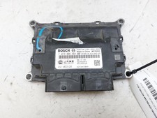 F01R00DKB4 boîtier moteur uce