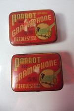 Parot gramophone hands, 2 old boxes with gramophone hands