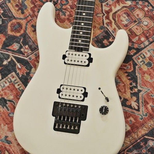Charvel jim root - jim,