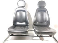BANQUETTE AVANT MICROCAR F8C