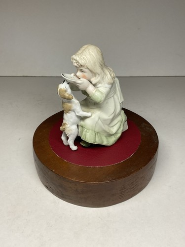 Ancienne statuette biscuit - en,