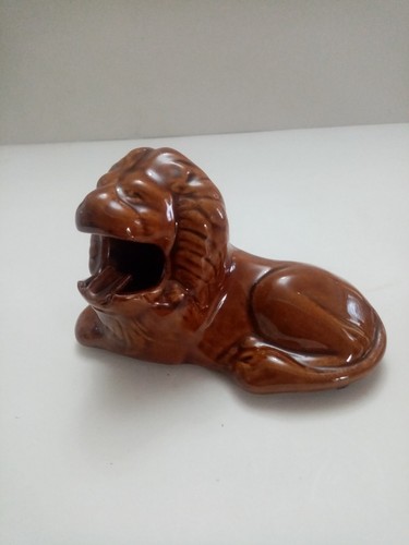 Cendriers lion en - cendriers,