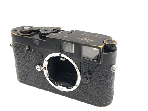 Leica peinture noire - peinture,