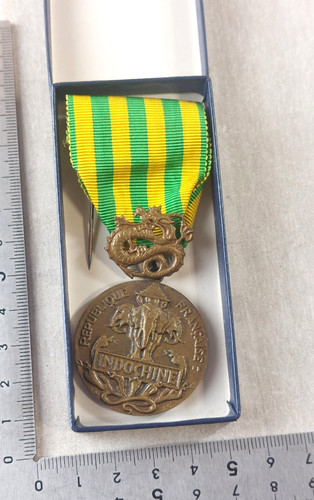 Ancienne médaille