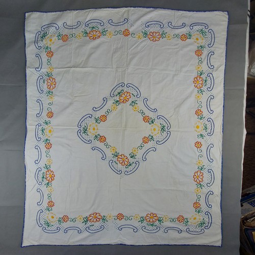 Belle nappe broder vintage - à,