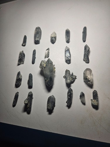 Quartz chlorite lot 21 - lot, (21