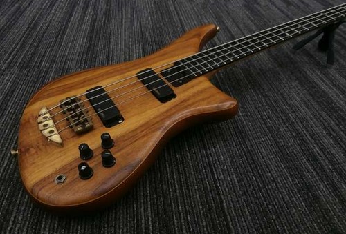 Alembic epic bass guitar - 4,
