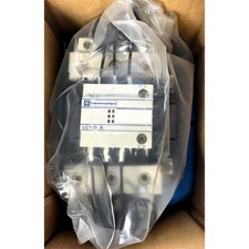 Télémécanique LC1DWK12F7 Contacteur 3 pôles  2 NF + 1 NO 110 V c.a.