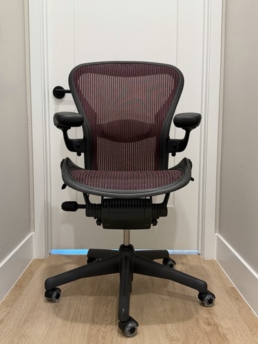 Herman miller aeron - miller,