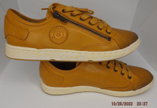 NEW Pataugas Women's Orange Leather Low Top Fashion Sneakers - Size 6US, 37CM