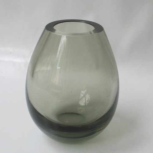 Vase design signed - vase,