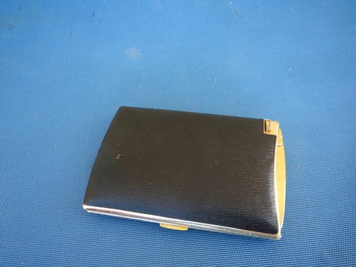 Ancien porte cigarettes - porte,