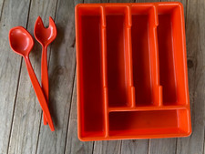 Range couvert en plastique et