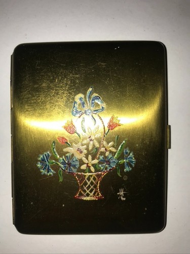 Vds ancienne boite - , à