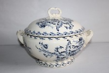 Soupière en faïence de Gien