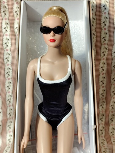 Poupée mannequin 40cm tonner - mannequin,