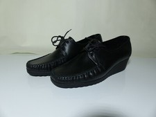 Chaussures femme à lacets