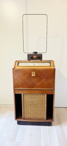 Ancien meuble radio - ancien,