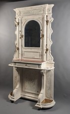 Grand vestiaire ancien en bois