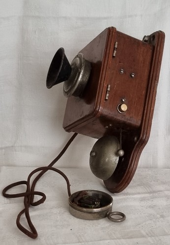 Téléphone ancien - ancien, de